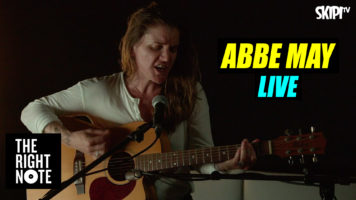 Abbe May – ‘Doomsday Clock’ – Live on The Right Note